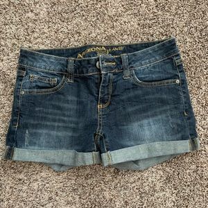 Medium wash jean shorts